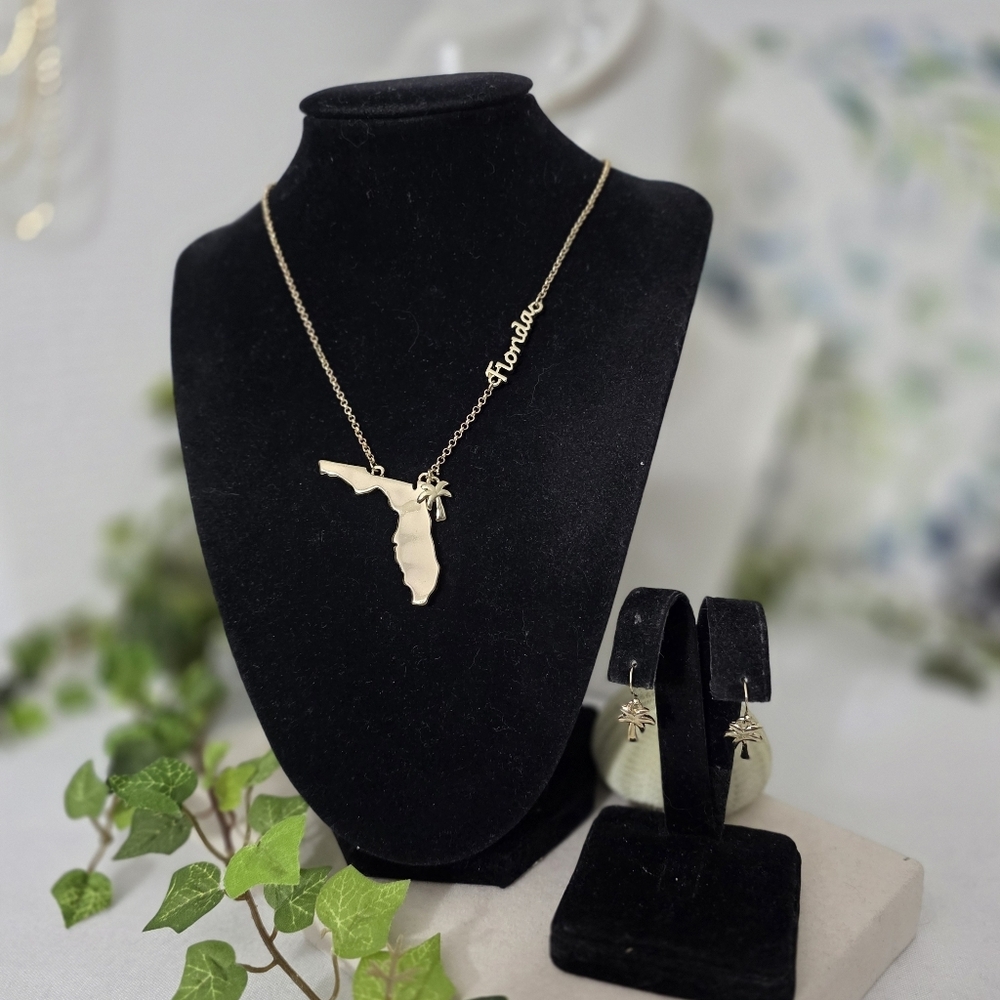 Gold State Of Florida Palm Tree Chain Necklace And Earrings Set